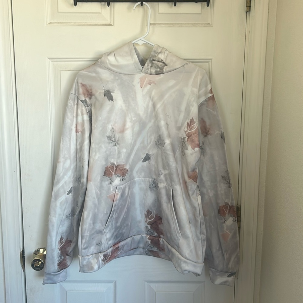 camo hoodie, never worn